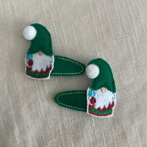 Christmas Gnome feltie hair bow clip set/Green base